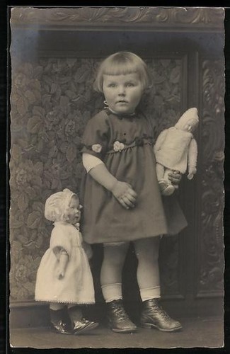 Photo toddler with - photo-ak,